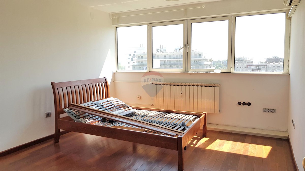 Apartmán Na predaj - GRAD ZAGREB ZAGREB