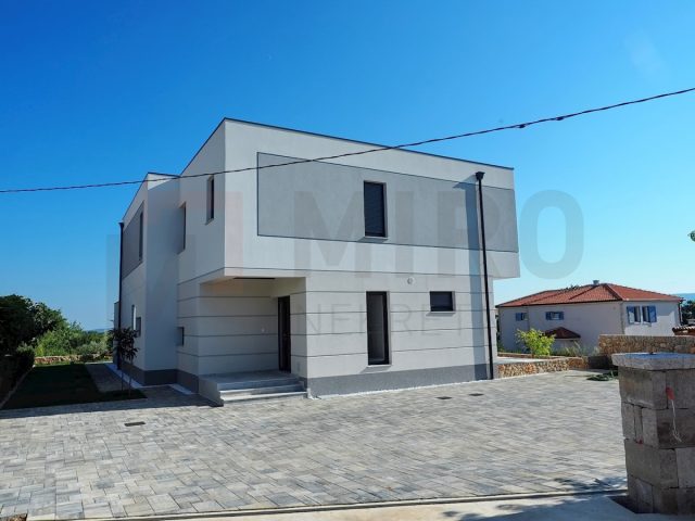 Haus Zu verkaufen - Primorsko-goranska Krk - foto 2/27