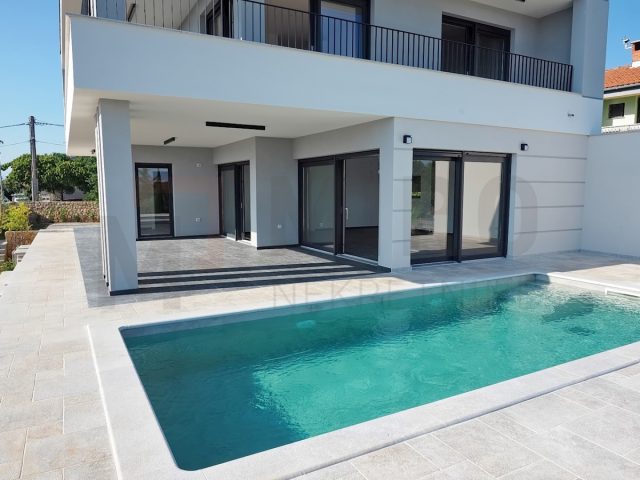 Haus Zu verkaufen - Primorsko-goranska Krk - foto 4/27