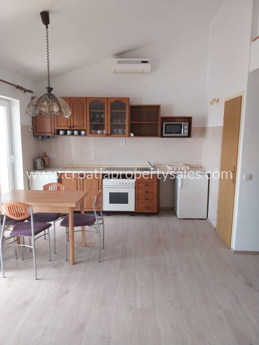 Apartma Na predaj - ŠIBENSKO-KNINSKA ŠIBENIK