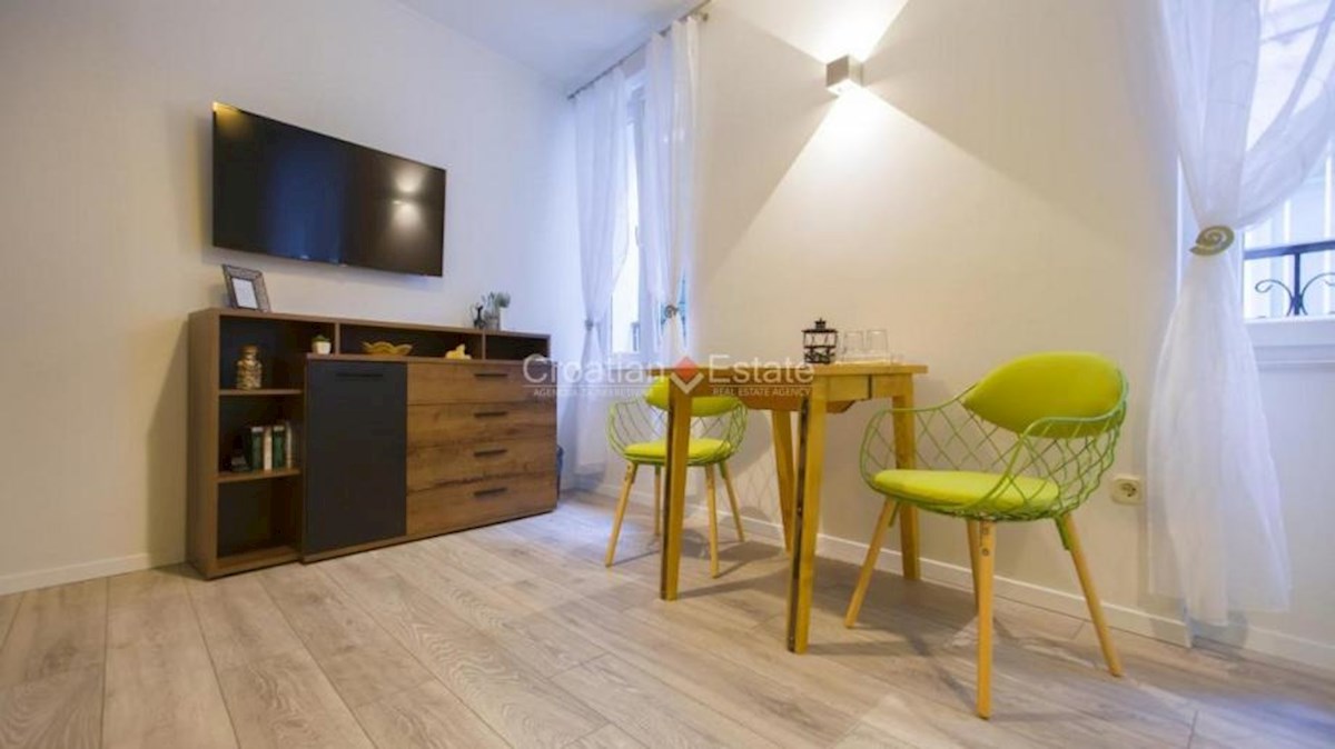 Apartmán Na predaj - SPLITSKO-DALMATINSKA SPLIT