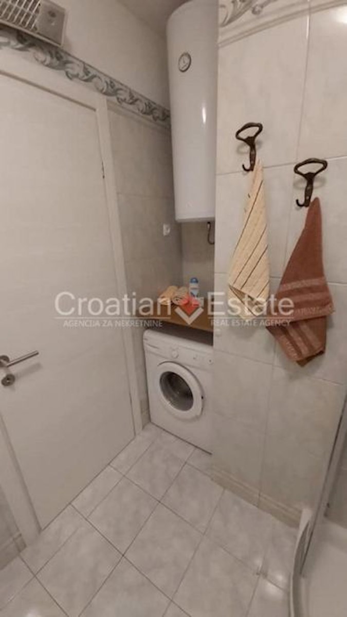 Appartamento In vendita - SPLITSKO-DALMATINSKA SPLIT