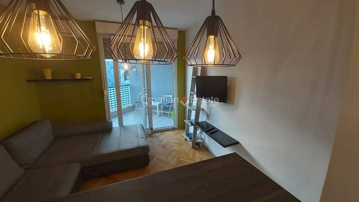 Apartment Zu verkaufen - SPLITSKO-DALMATINSKA SPLIT