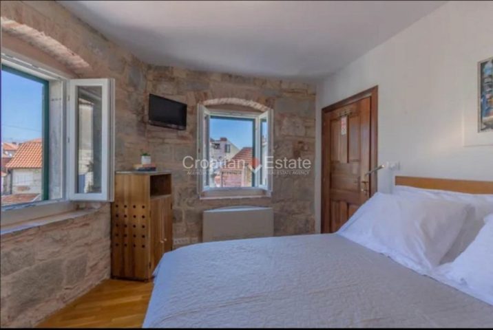 House For sale - Splitsko-dalmatinska Split - foto 2/14