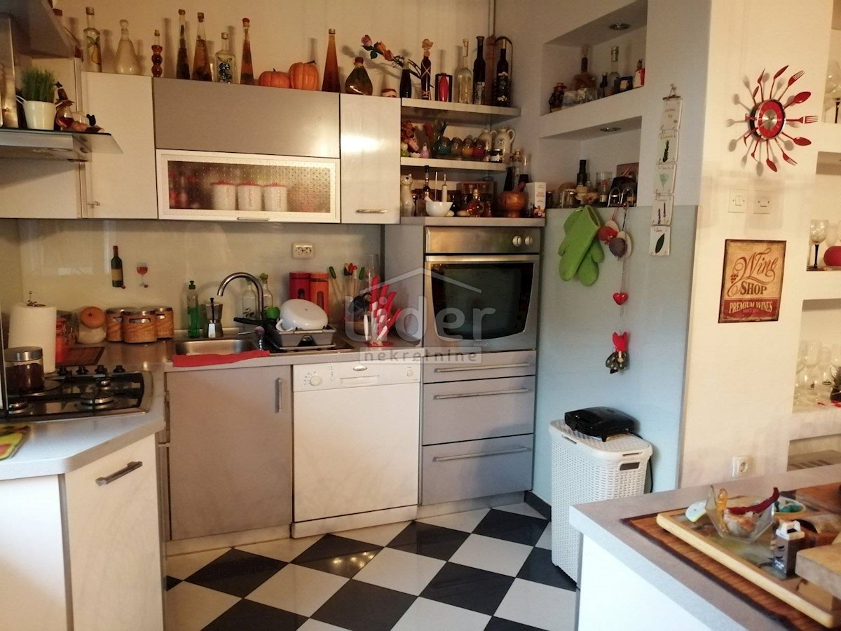 Apartmán K pronájmu - PRIMORSKO-GORANSKA RIJEKA