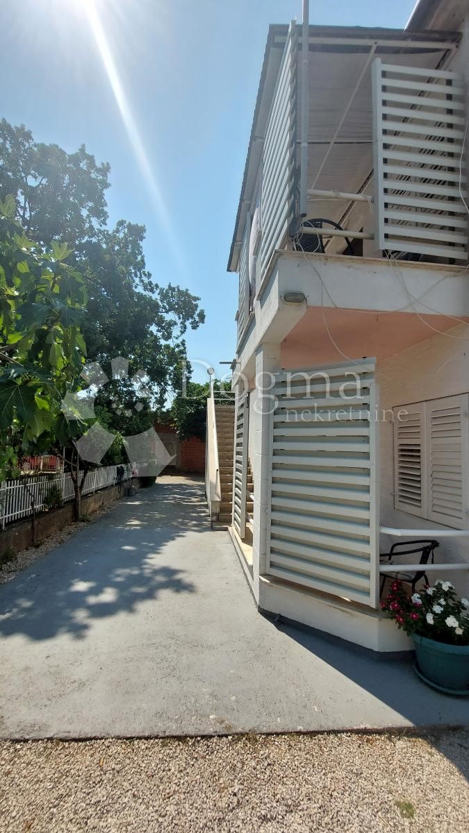 Casa In vendita - ŠIBENSKO-KNINSKA VODICE