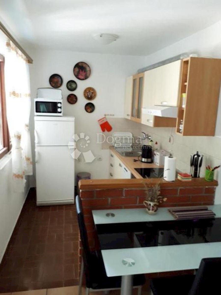 Maison À vendre - ŠIBENSKO-KNINSKA PIROVAC