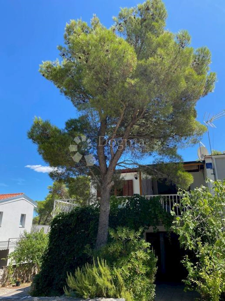 Maison À vendre - ŠIBENSKO-KNINSKA PIROVAC