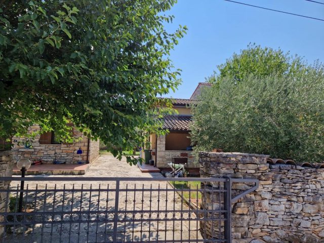 Kuća na prodaju 420 m² – Pula