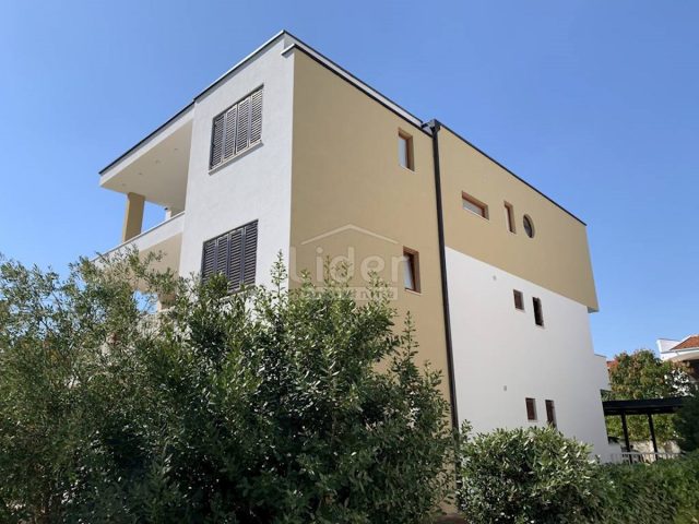 Apartment zu verkaufen 100 m² – Krk