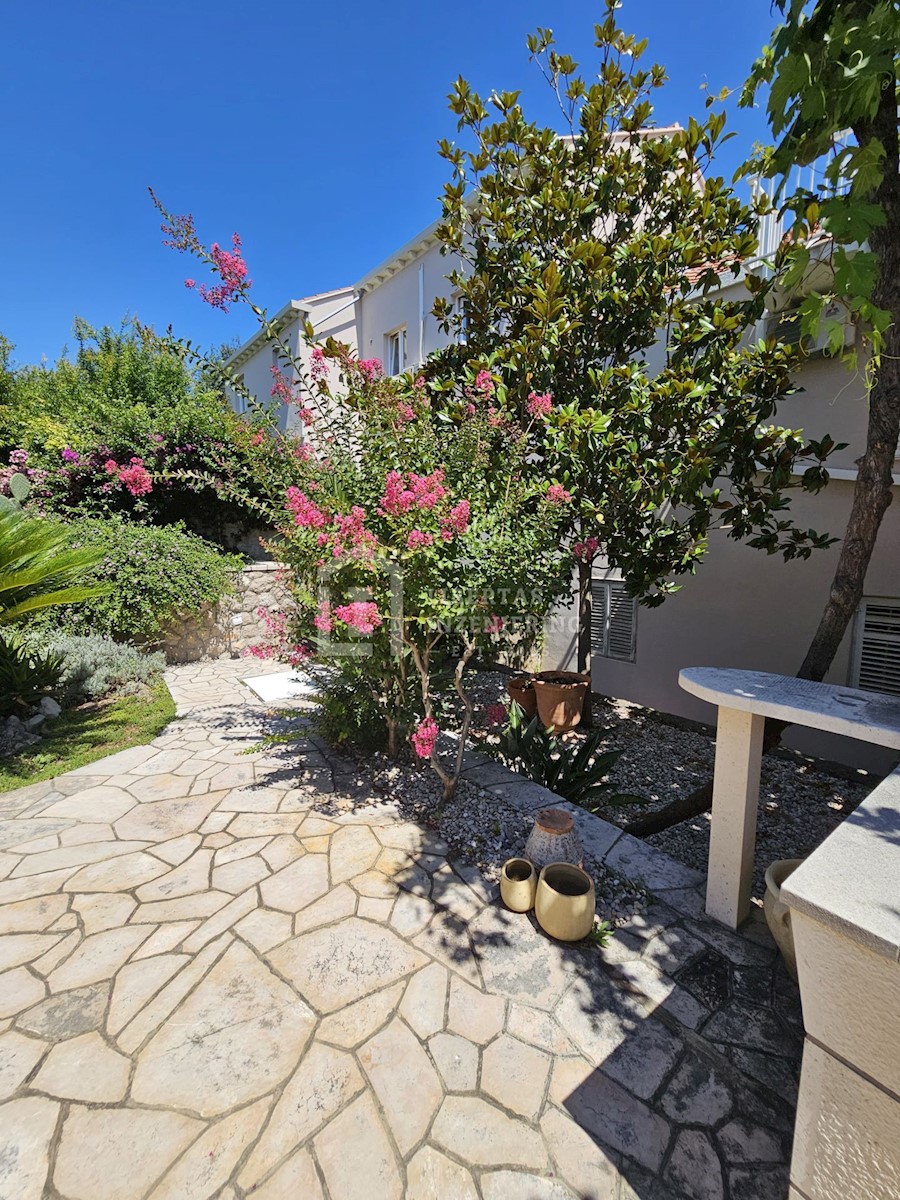 Appartement À vendre - DUBROVAČKO-NERETVANSKA DUBROVNIK