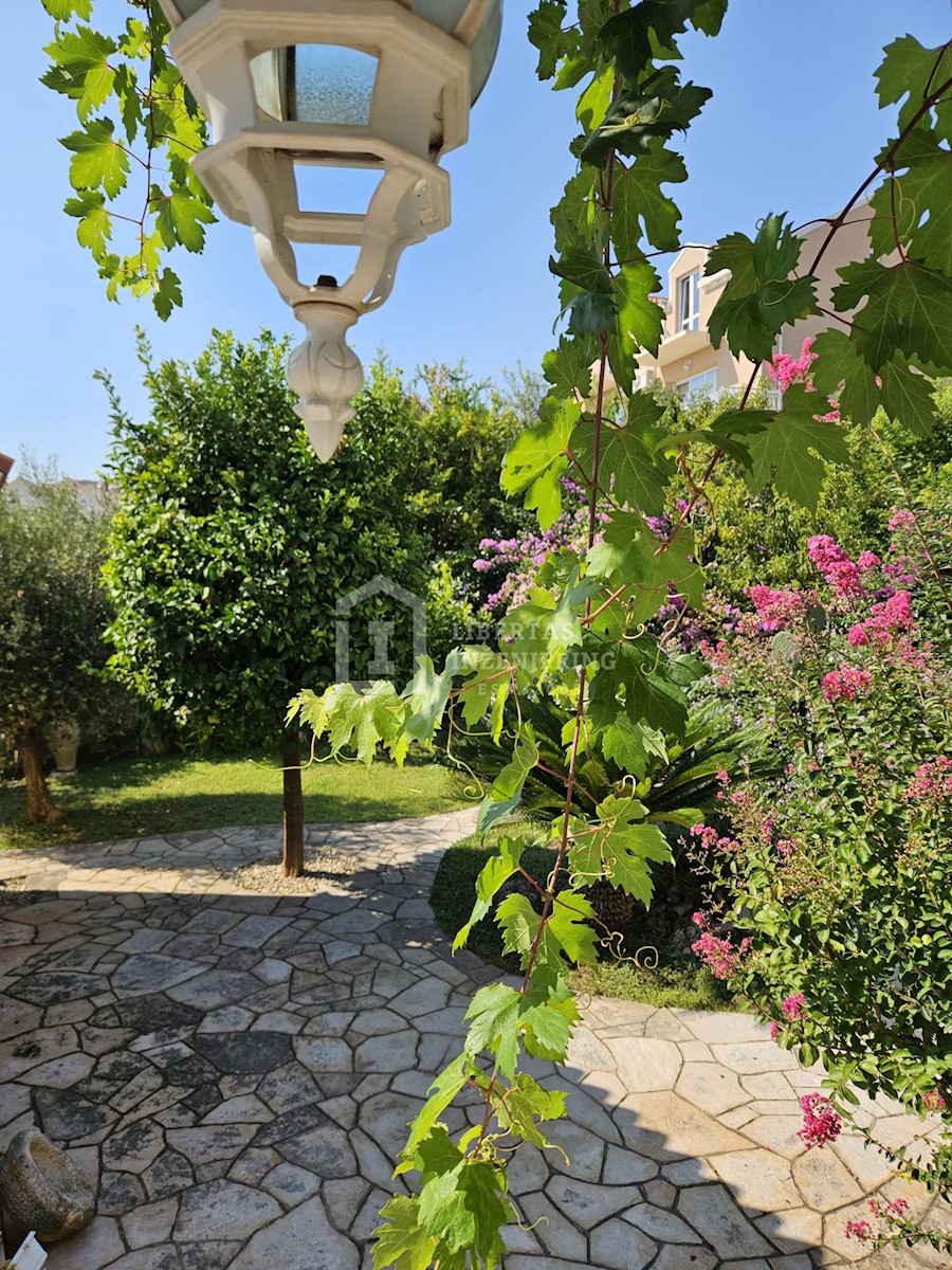 Appartement À vendre - DUBROVAČKO-NERETVANSKA DUBROVNIK