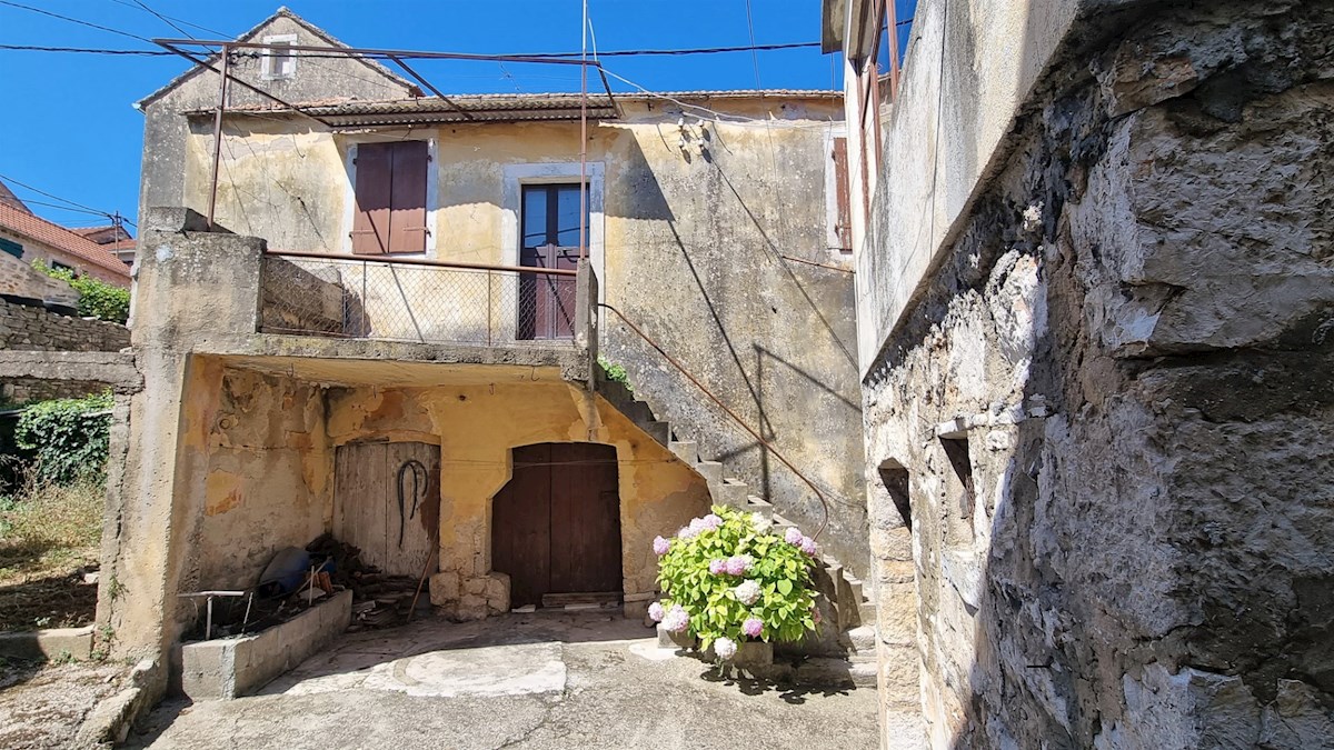 Casa In vendita - SPLITSKO-DALMATINSKA HVAR