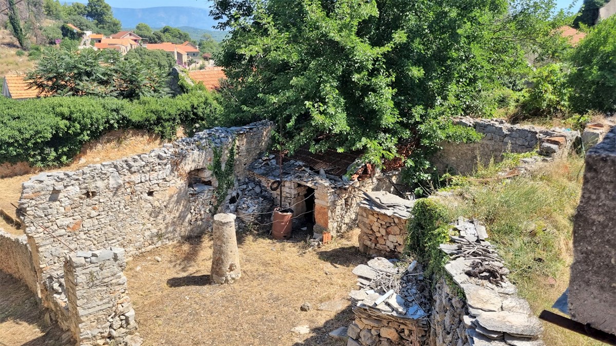 Dom Na predaj - SPLITSKO-DALMATINSKA HVAR