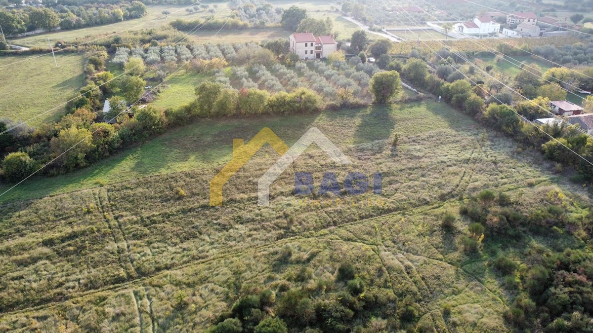 Land For sale - ISTARSKA VODNJAN