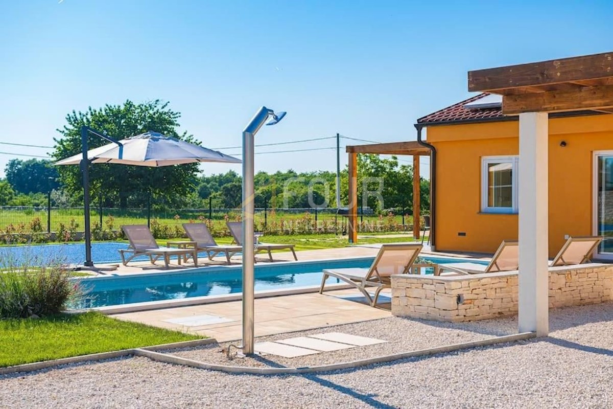 Haus Zu verkaufen - Istarska Svetvinčenat - foto 2/11