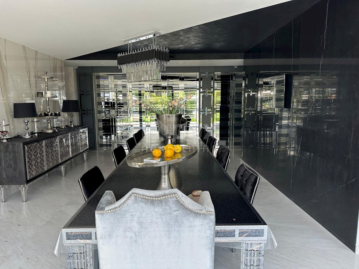 Haus Zu verkaufen - PRIMORSKO-GORANSKA OPATIJA