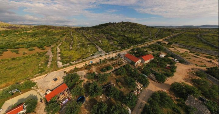Działka na sprzedaż 28748 m² – Zaton