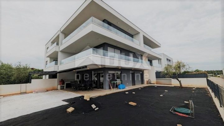 Appartement À vendre - Istarska Novigrad - foto 3/9