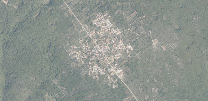 Pozemek na prodej 657 m² – Linardići