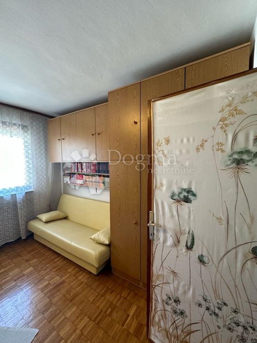 Flat For sale - LIČKO-SENJSKA GOSPIĆ