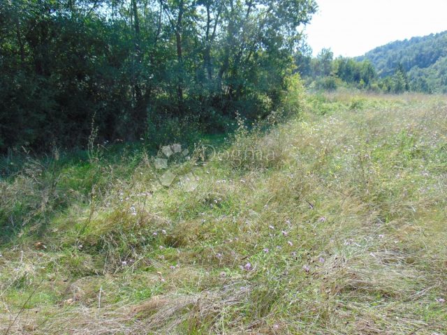 Terrain à vendre 2029 m² – Butoniga