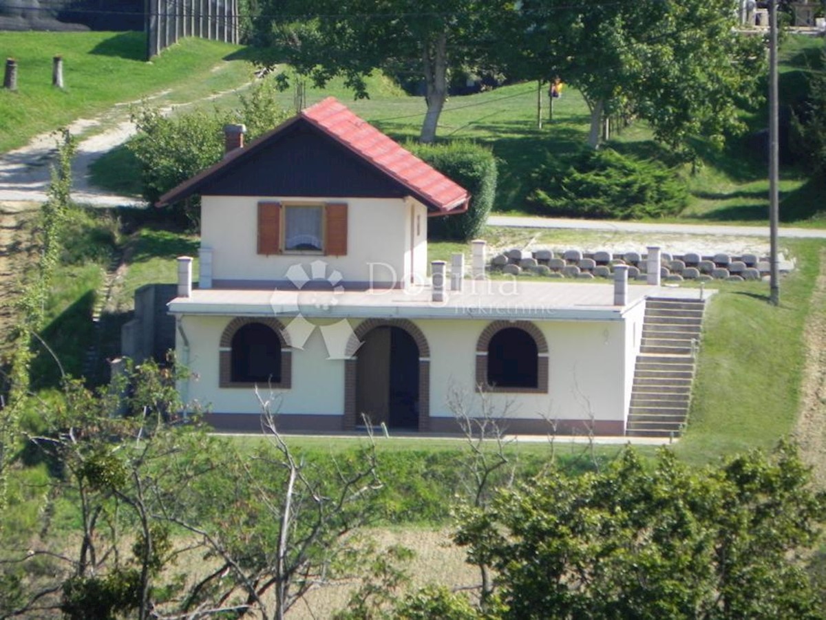 Kuća Na prodaju JUROVČAK