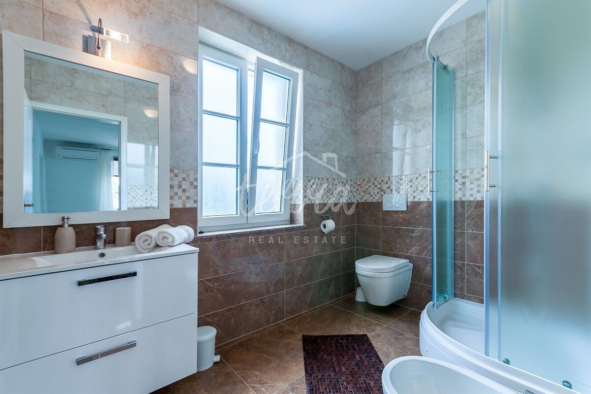 House For sale - ISTARSKA BARBAN