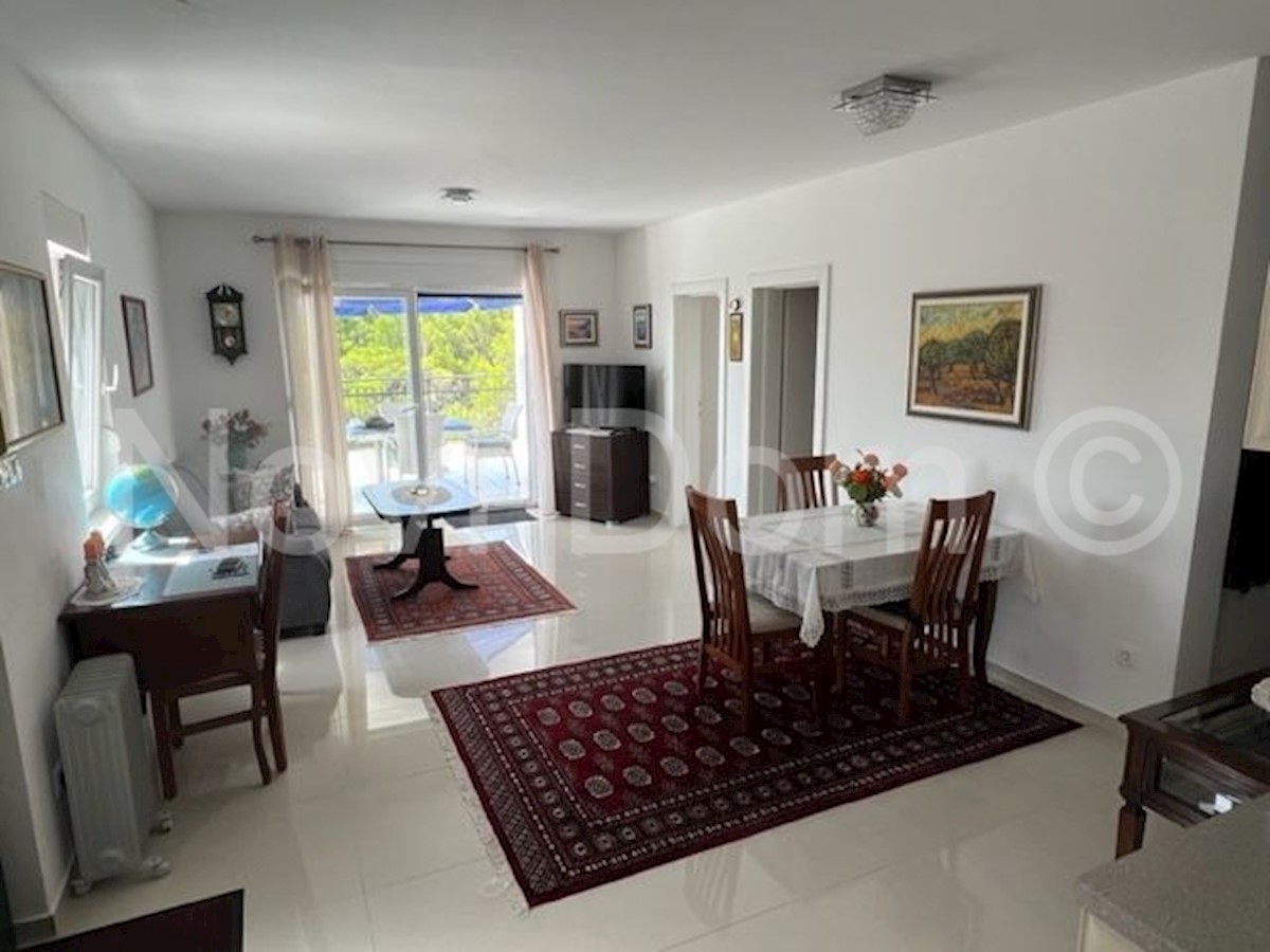 Flat For sale - SPLITSKO-DALMATINSKA BAŠKA VODA