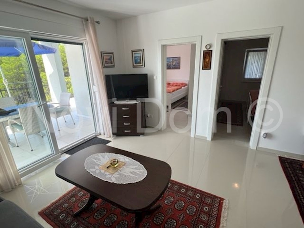 Flat For sale - SPLITSKO-DALMATINSKA BAŠKA VODA