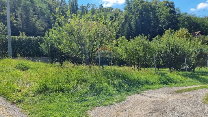 Pozemek na prodej 885 m² – Donja Stubica
