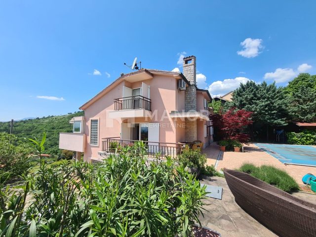 Maison à vendre 240 m² – Škurinje