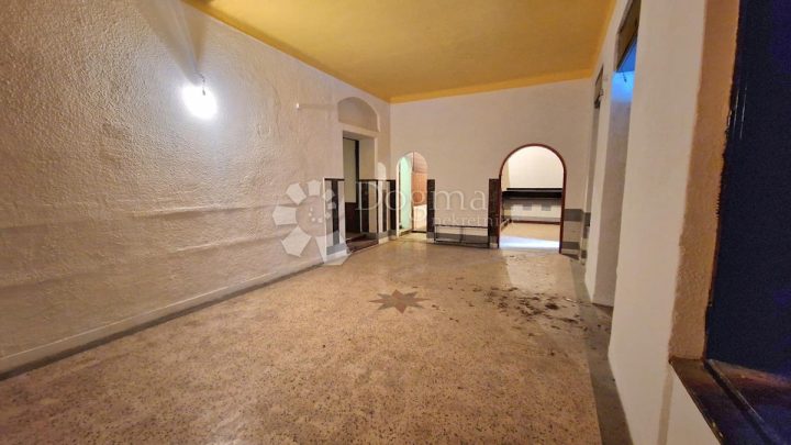 Komerčné na predaj 124 m² – Rijeka