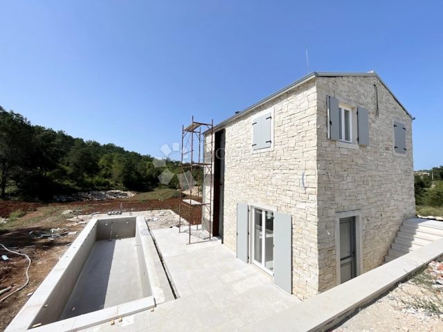 Dom na predaj 70 m² – Momjan