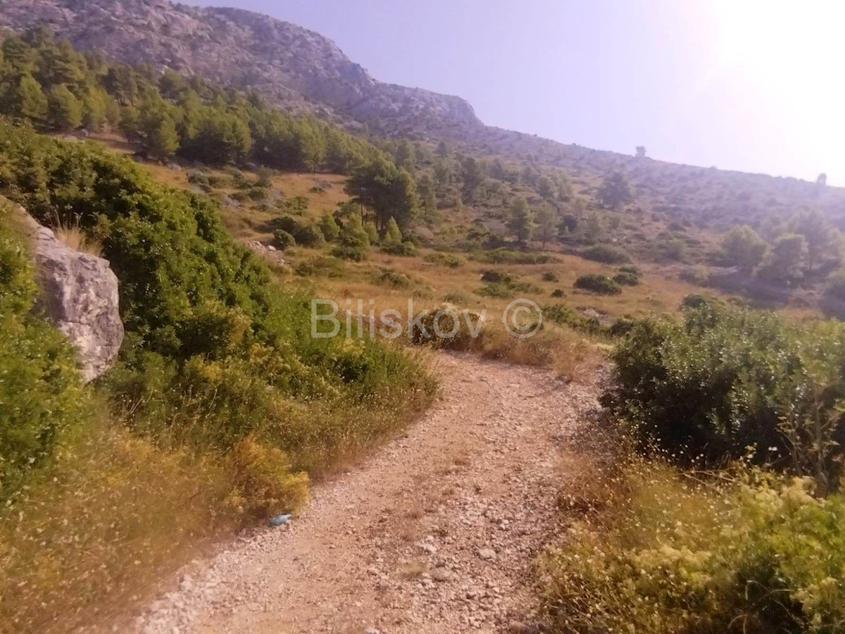 Land For sale - SPLITSKO-DALMATINSKA HVAR