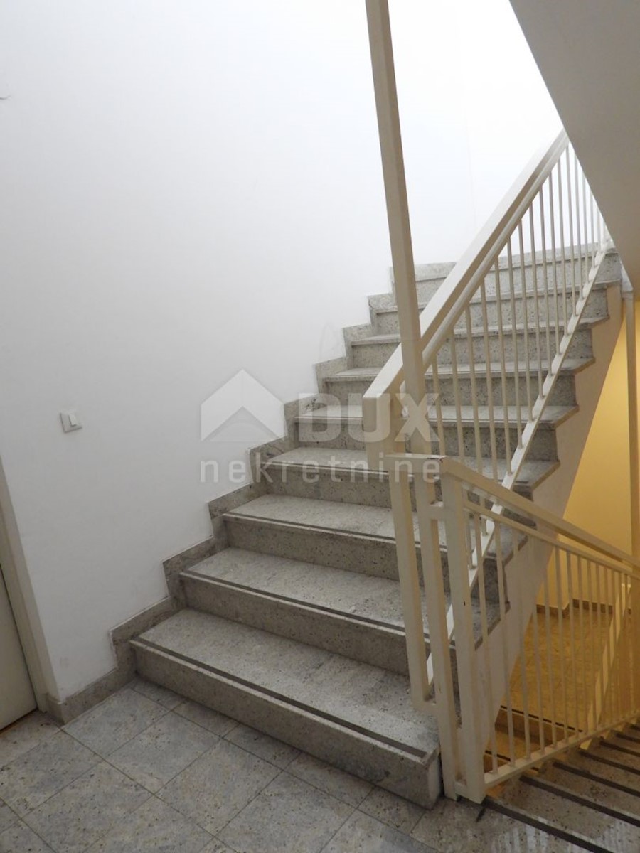 Business premises For rent - PRIMORSKO-GORANSKA RIJEKA