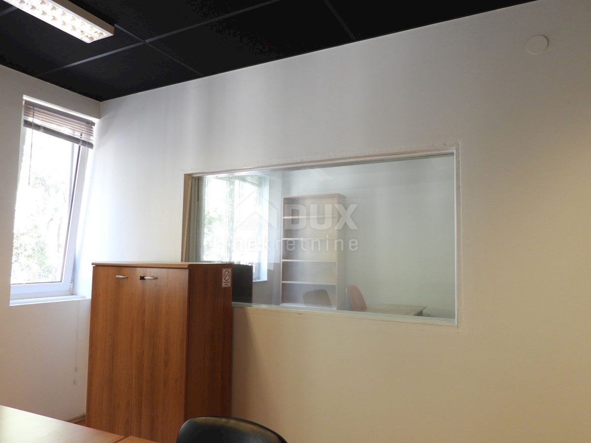 Business premises For rent - PRIMORSKO-GORANSKA RIJEKA