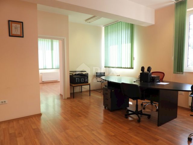 Komerční k pronájmu 106 m² – Mlaka