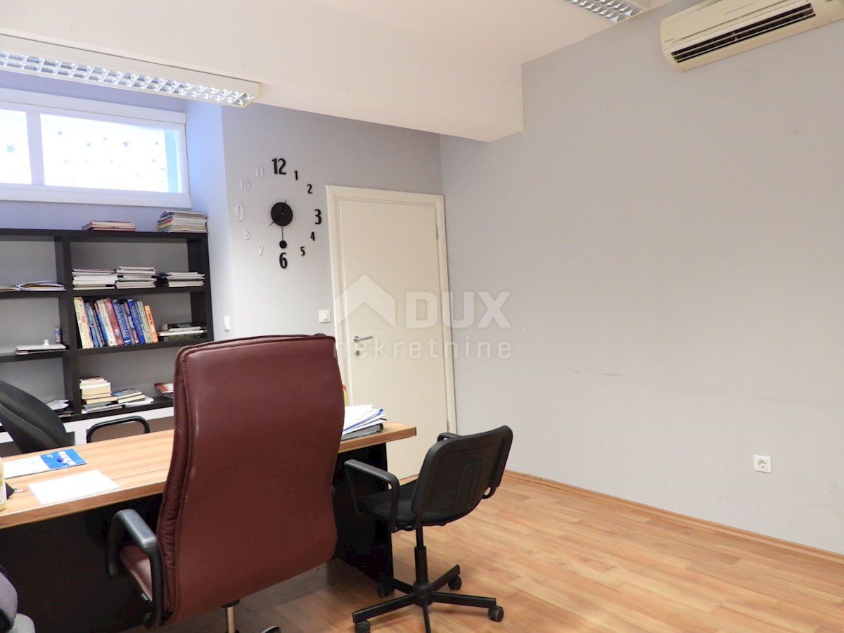 Business premises For rent - PRIMORSKO-GORANSKA RIJEKA