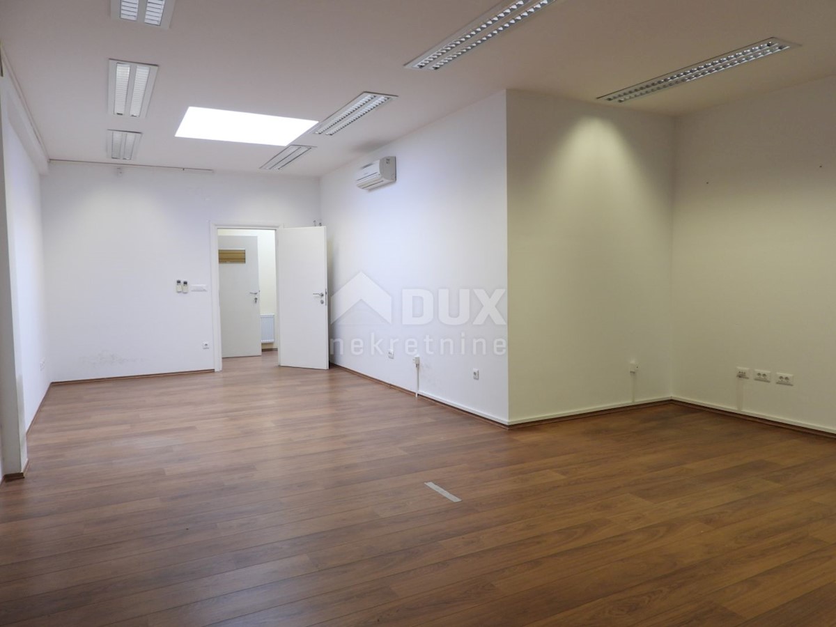 Business premises For rent - PRIMORSKO-GORANSKA RIJEKA