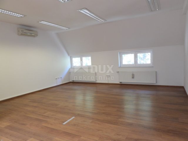 Komerční k pronájmu 105 m² – Mlaka