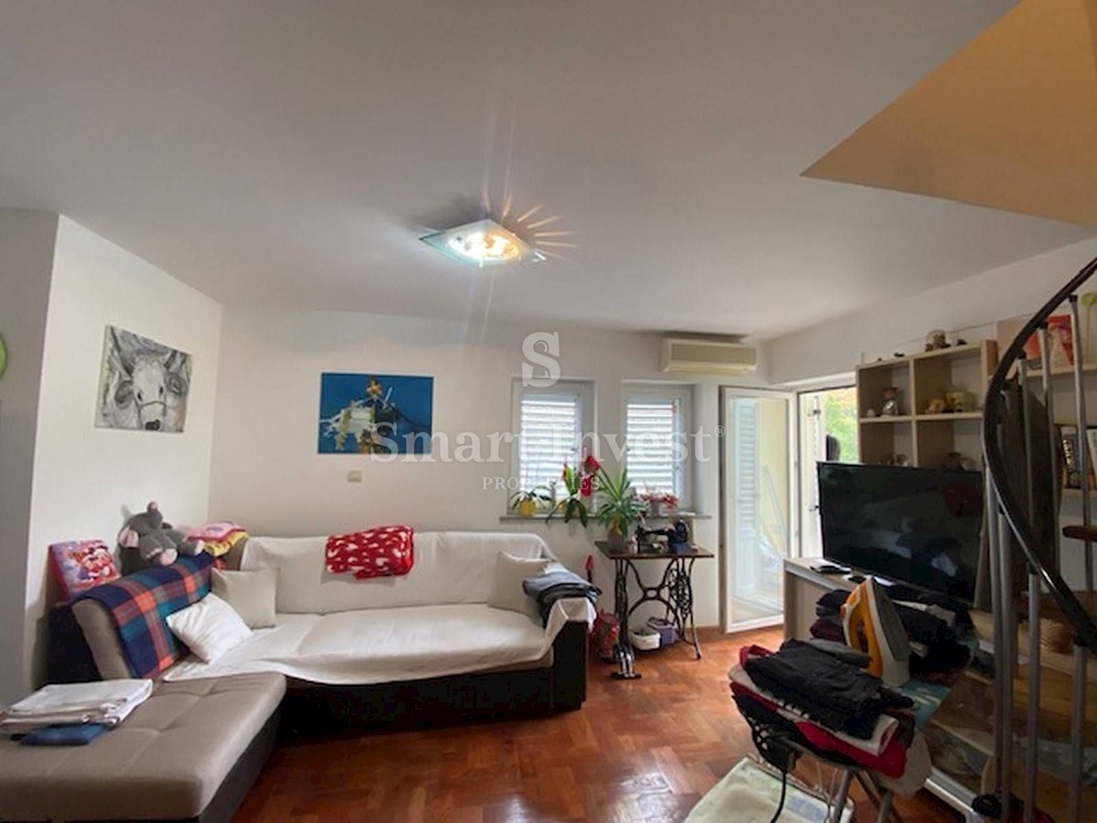 Apartmán Na predaj - Primorsko-goranska Mošćenička Draga - foto 2/14