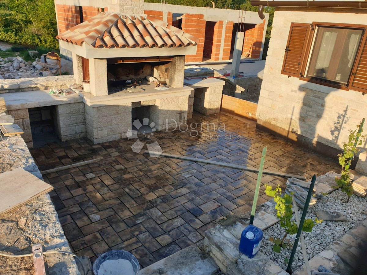 House For sale - ISTARSKA BARBAN