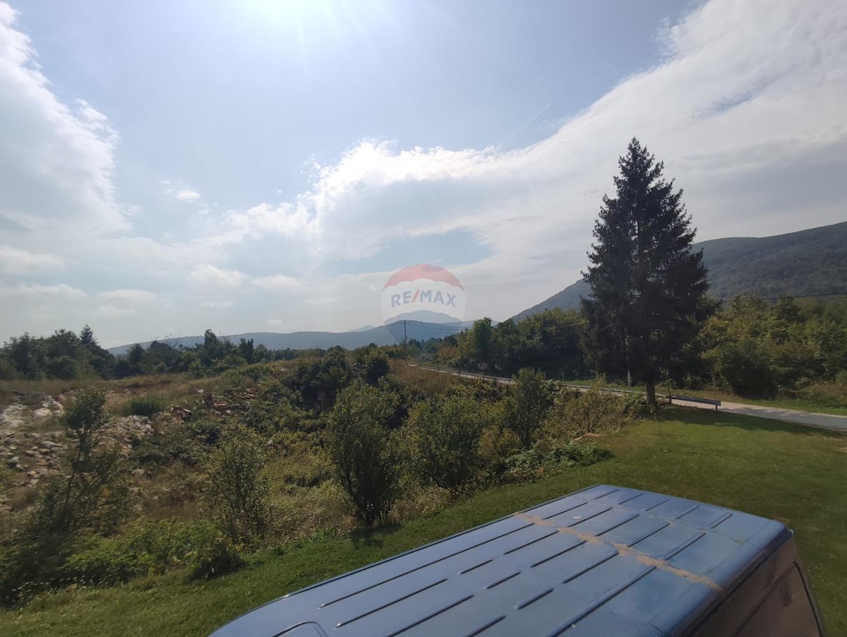 Casa In vendita - KARLOVAČKA Rakovica