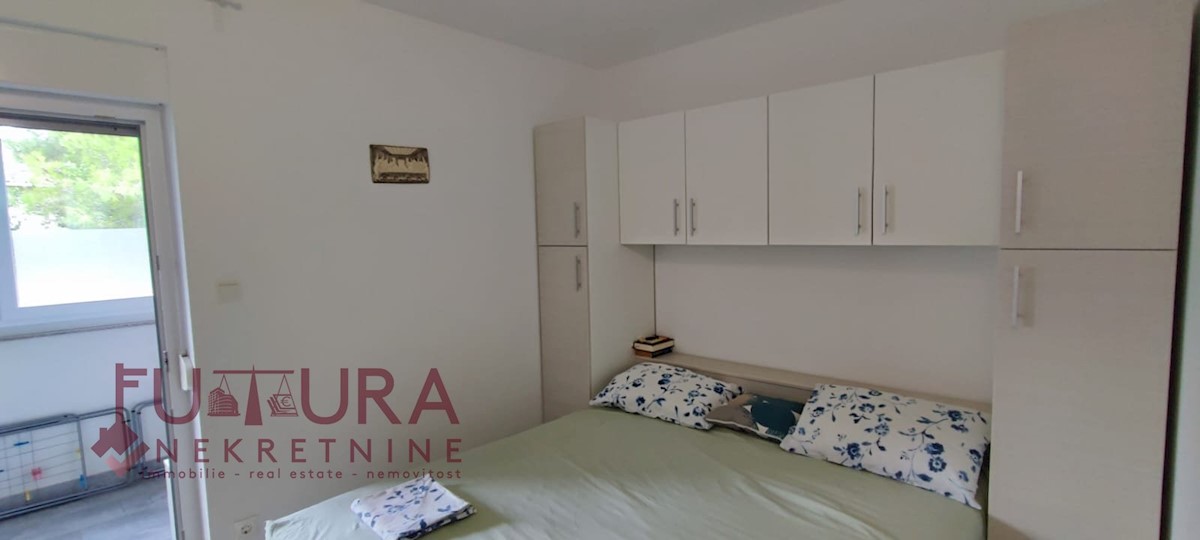 Apartma Na predaj - LIČKO-SENJSKA NOVALJA