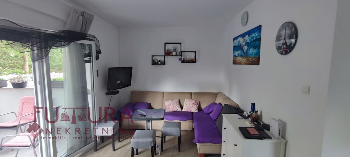 Apartment Zu verkaufen - LIČKO-SENJSKA NOVALJA