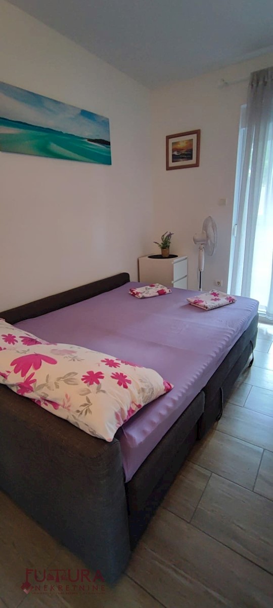 Apartma Na predaj - LIČKO-SENJSKA NOVALJA