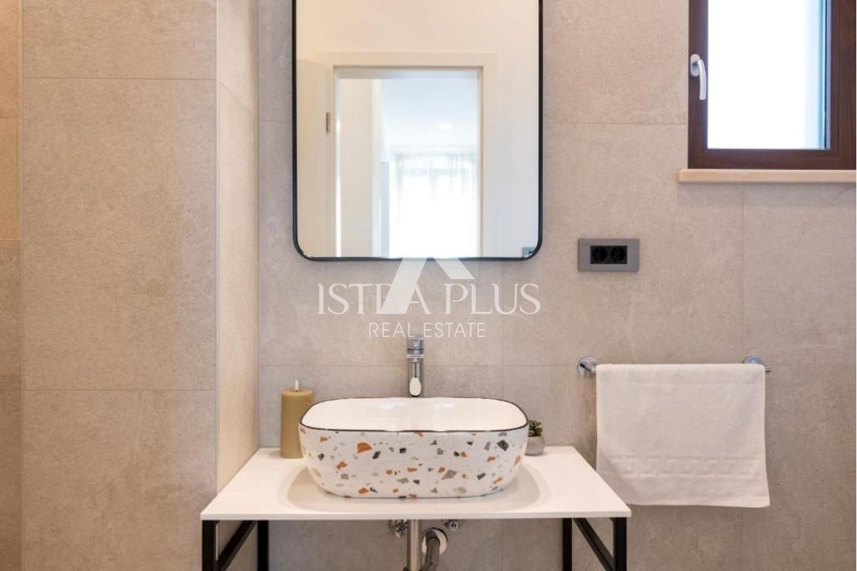 Apartma Na predaj - ISTARSKA POREČ
