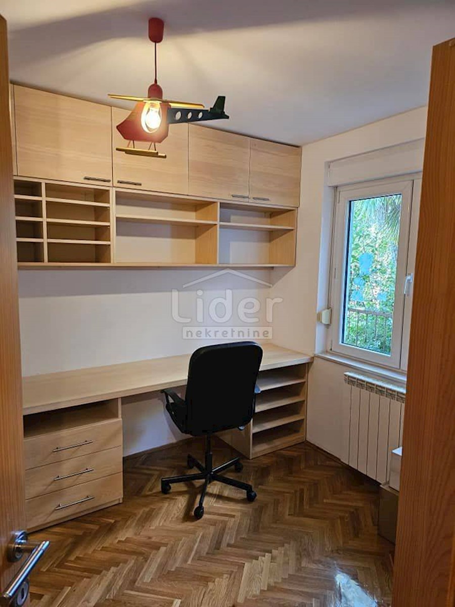 Flat For rent - PRIMORSKO-GORANSKA RIJEKA