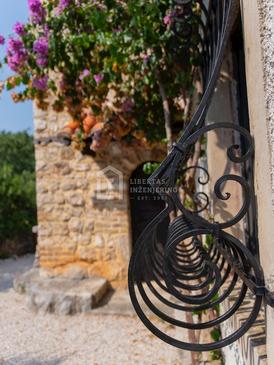 Casa In vendita - DUBROVAČKO-NERETVANSKA DUBROVNIK